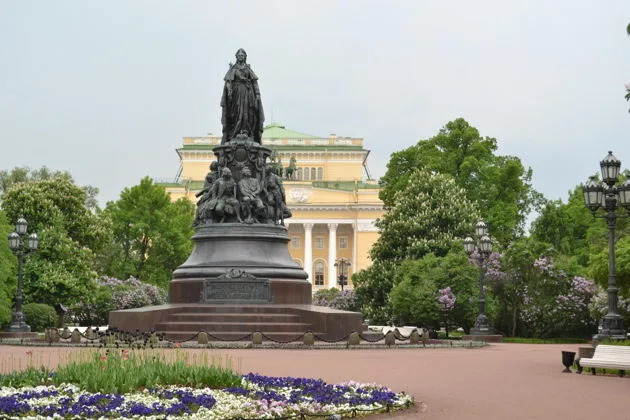 Знакомство с городом
