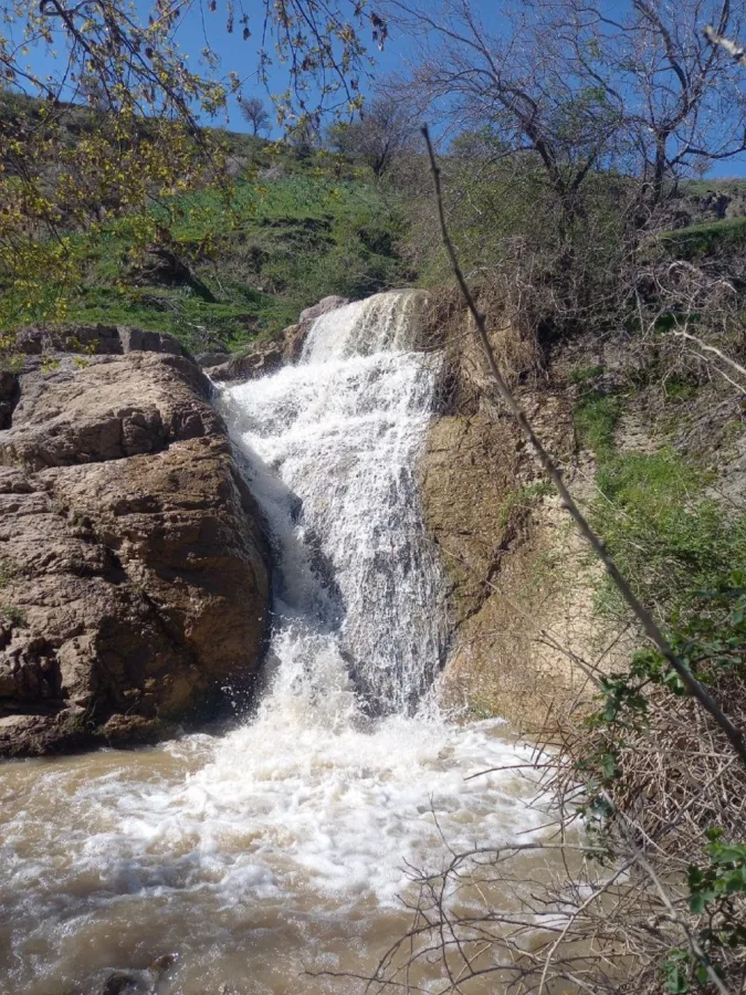 Водопады Таваксая и Большой каньон