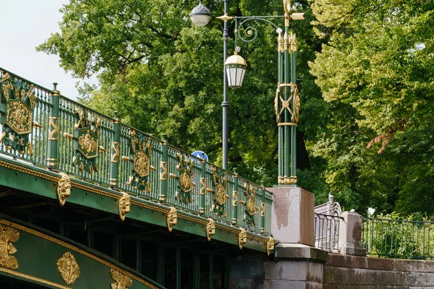 На кораблике по Парадной части Невы