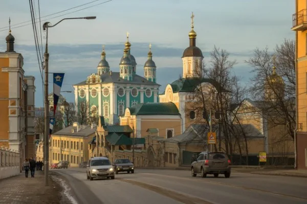 Город древний, город вечно молодой