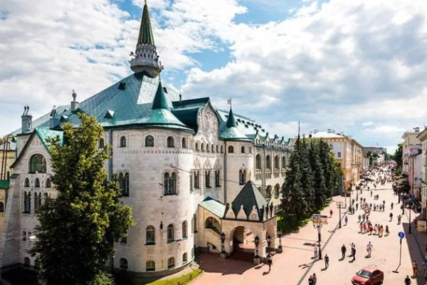 Пешеходная экскурсия по Покровке "Главная улица города"