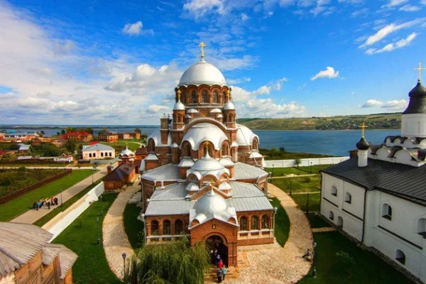 Форпост Ивана Грозного — остров-град Свияжск