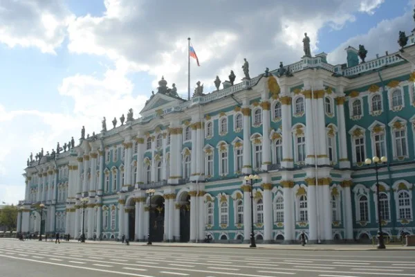 Весь центр Петербурга и экскурсия в Эрмитаж