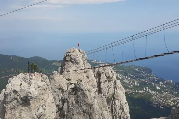 Вершина  на Ай Петри - подвесной мост и купание в море