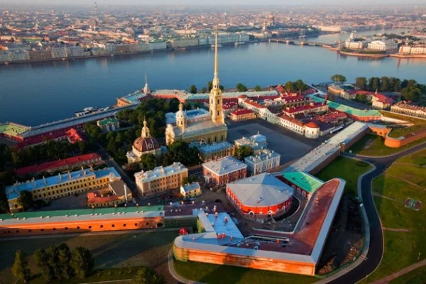 Петропавловская крепость, собор и тюрьма