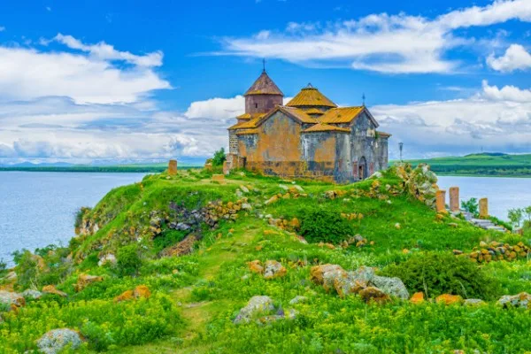 Озеро Севан, Айраванк, Норатус