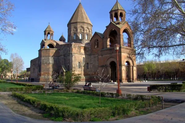 Хор Вирап, Эчмиадзин, Храм Звартноц