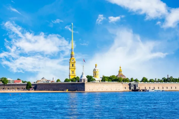 Прогулка по Неве и Финскому заливу на двухпалубном теплоходе
