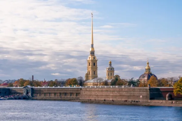 На кораблике по Парадной части Невы перевозка пас-в внутр. водн. ТС 1013117