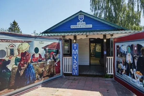 Экскурсия в частный музей «Время и Стекло»