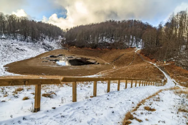 Пеший подъём на Хмелёвские озёра через водопад Кейва (из Красной Поляны)