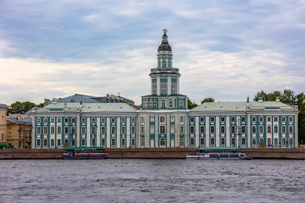 Входные билеты в Кунсткамеру без очереди