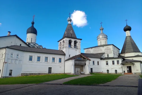 Экскурсионное сопровождение в монастыри: Кириллов, Ферапонтово