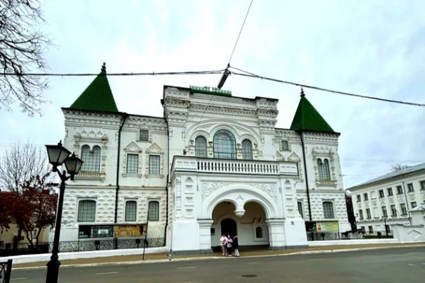 Кострома с характером: истории, легенды и судьбы города