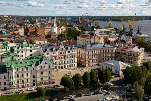 Пешеходная экскурсия по историческому центру Выборга