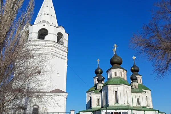 Из Южной столицы в казачью станицу.
