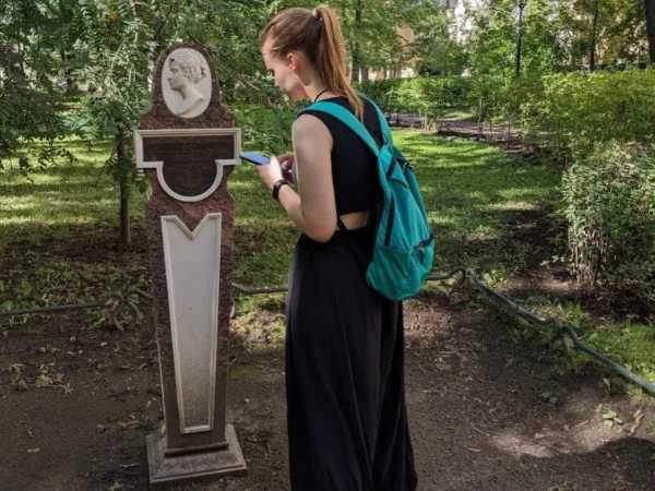 Мобильный квест «Секреты Литейного проспекта — путь к освобождению призраков Петербурга» (16+)