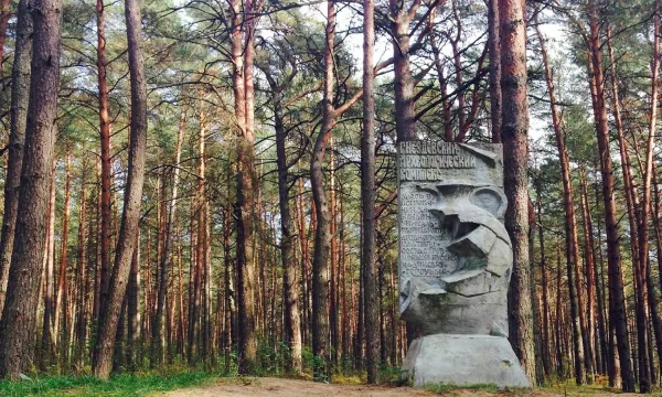 Из Смоленска — в Гнёздово, к курганам и викингам