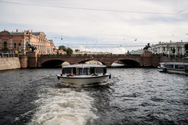 Сердце Петербурга — прогулка по каналам