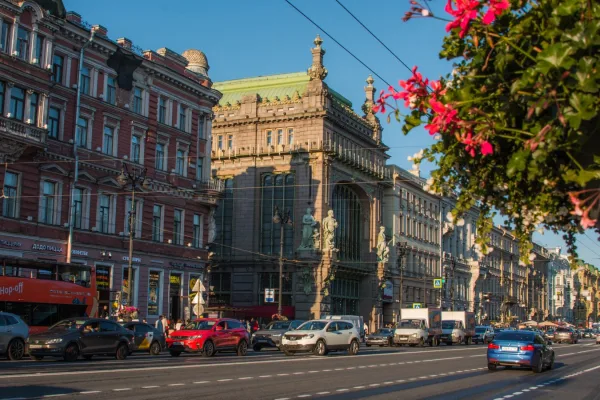 Путешествие по Невскому проспекту: всё самое интересное на главной улице города