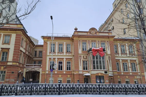 Квест-экскурсия в центре Москве «В поисках знатной персоны»