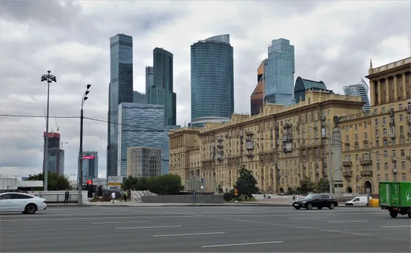 Москва-Сити — вертикальный лабиринт