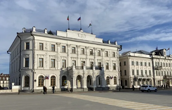 Истории и тайны двух важных площадей Казани