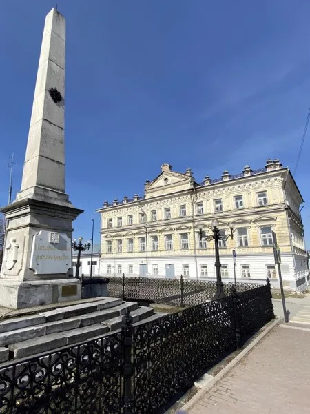 «Кунгурский экспресс»: прогулка по улицам города и подземным гротам пещеры