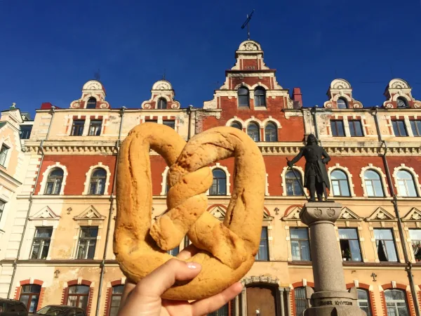 Выборгские прогулки с кренделями, глёгом, средневековыми гаданиями и театром (из Москвы)
