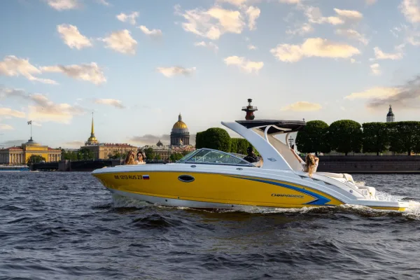 На морском катере — по просторам Невы и Финского залива