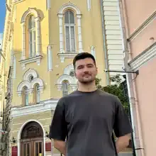 Максим
